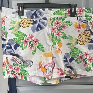 crown & ivy White Tropical Floral Bermuda Shorts